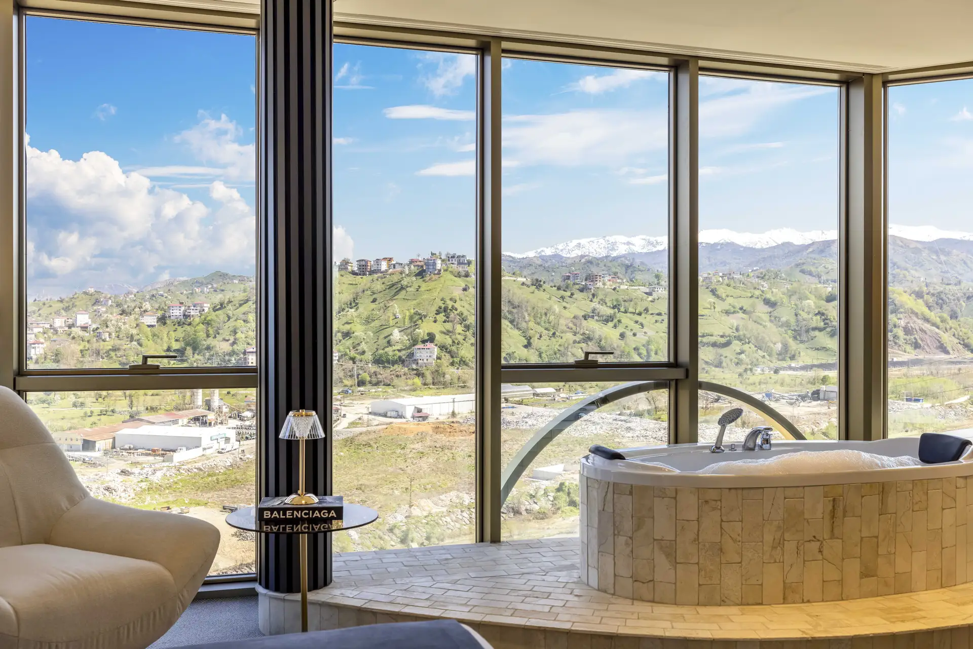 Delüks Oda Kara Manzaralı