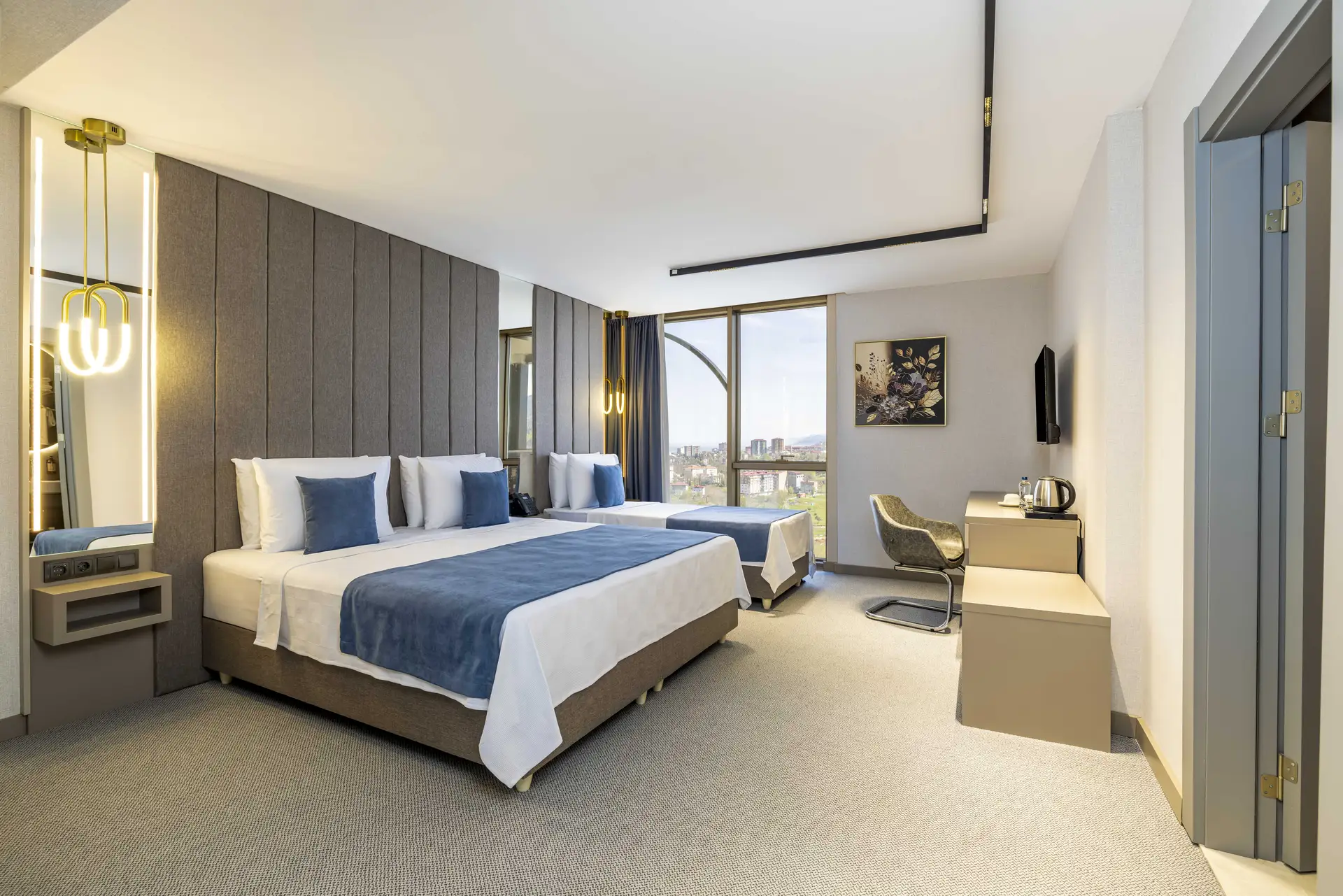 Üç Kişilik Oda Deniz Manzaralı