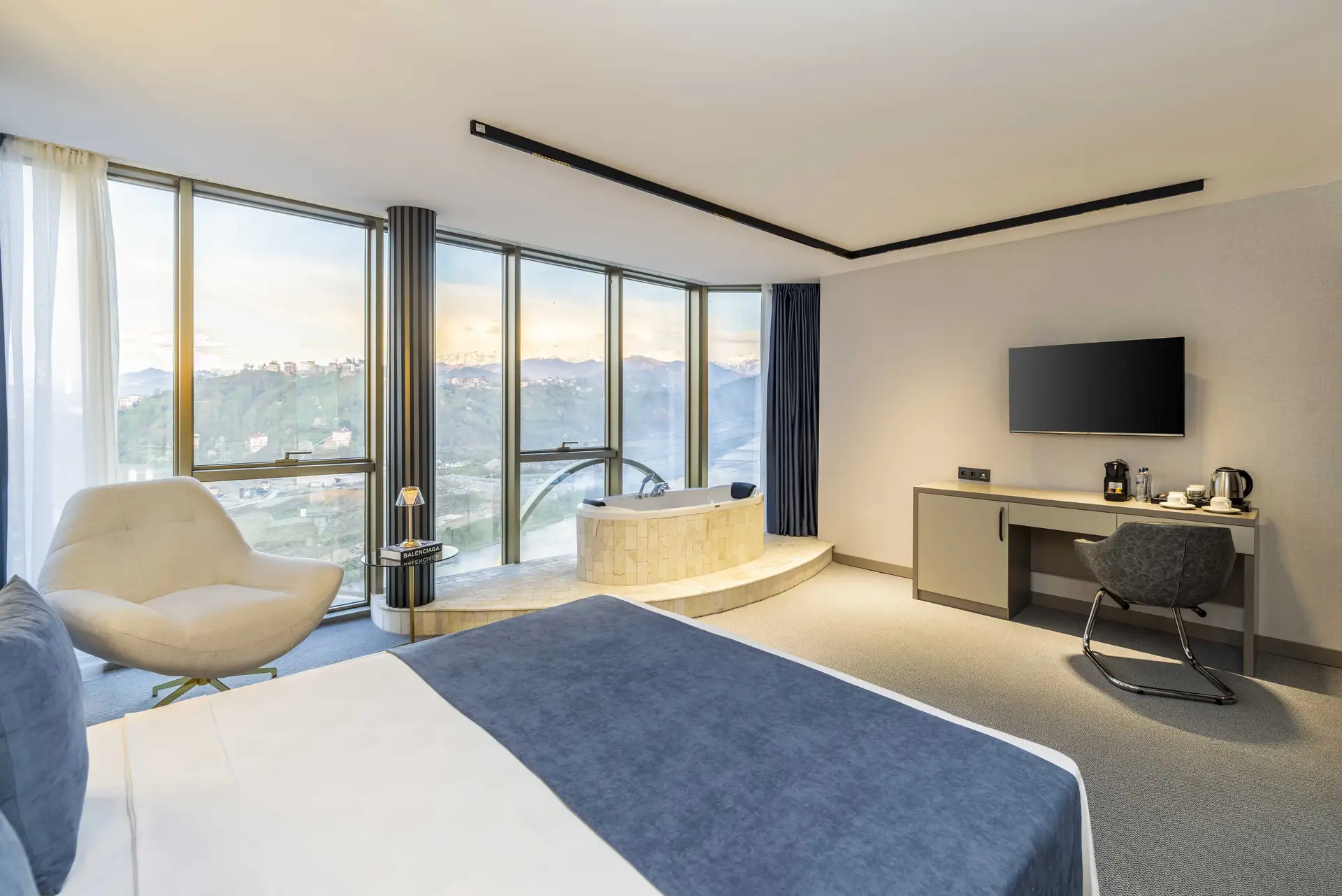 Delüks Oda Kara Manzaralı